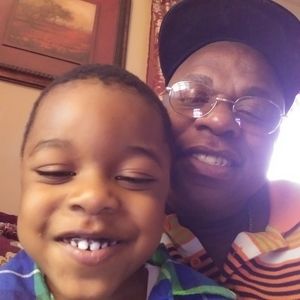 Meet your Posher, Amos